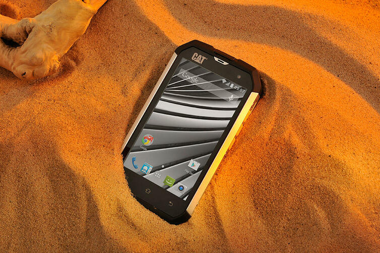 Odolný smartphone Cat B15Q