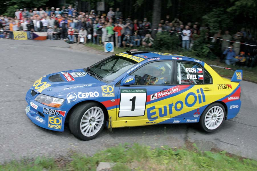 Agrotec New Holland Rally mezi vinicemi
