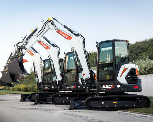 5-6tunová minirypadla Bobcat řady R2