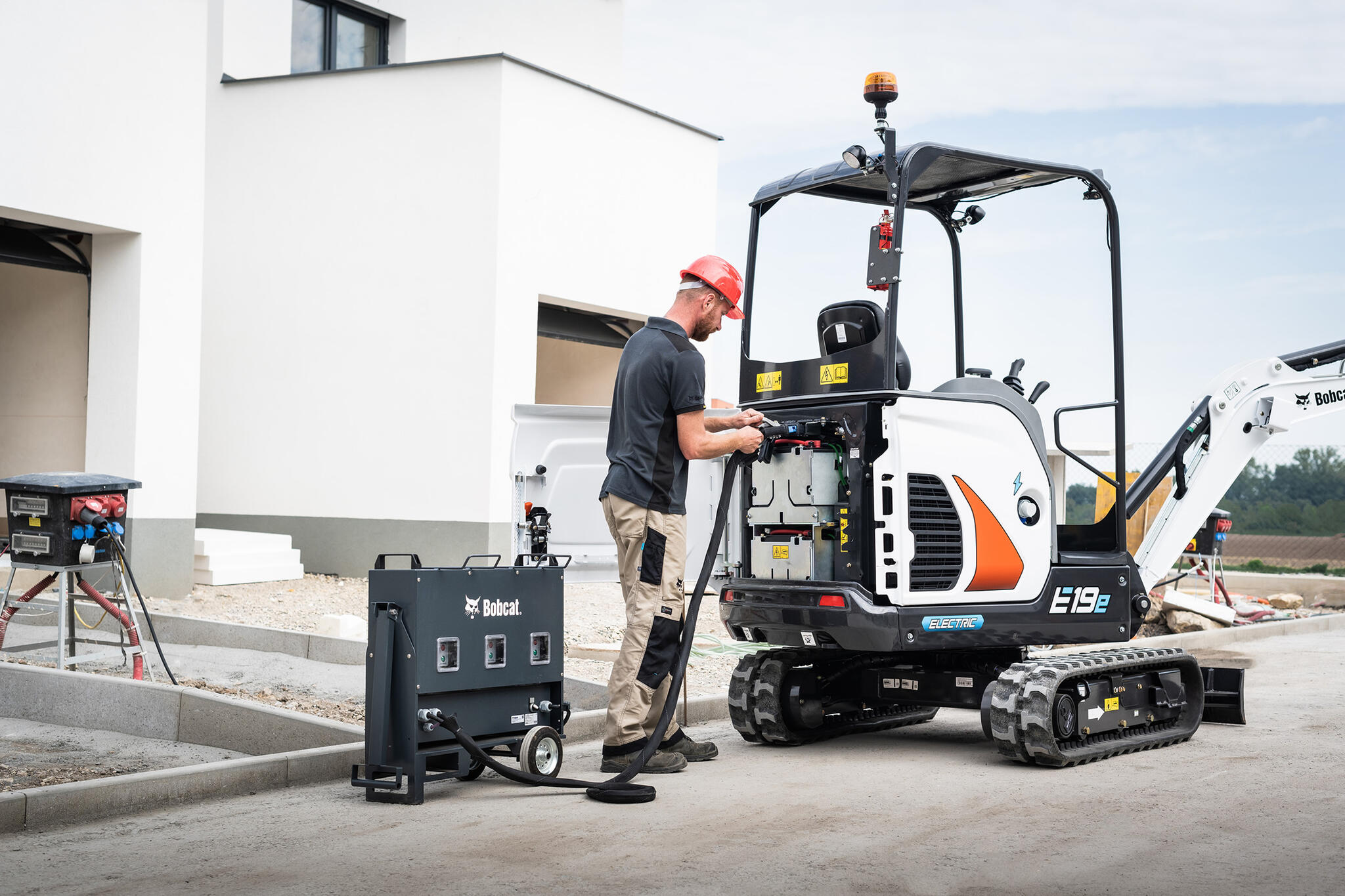05. Bobcat E19e