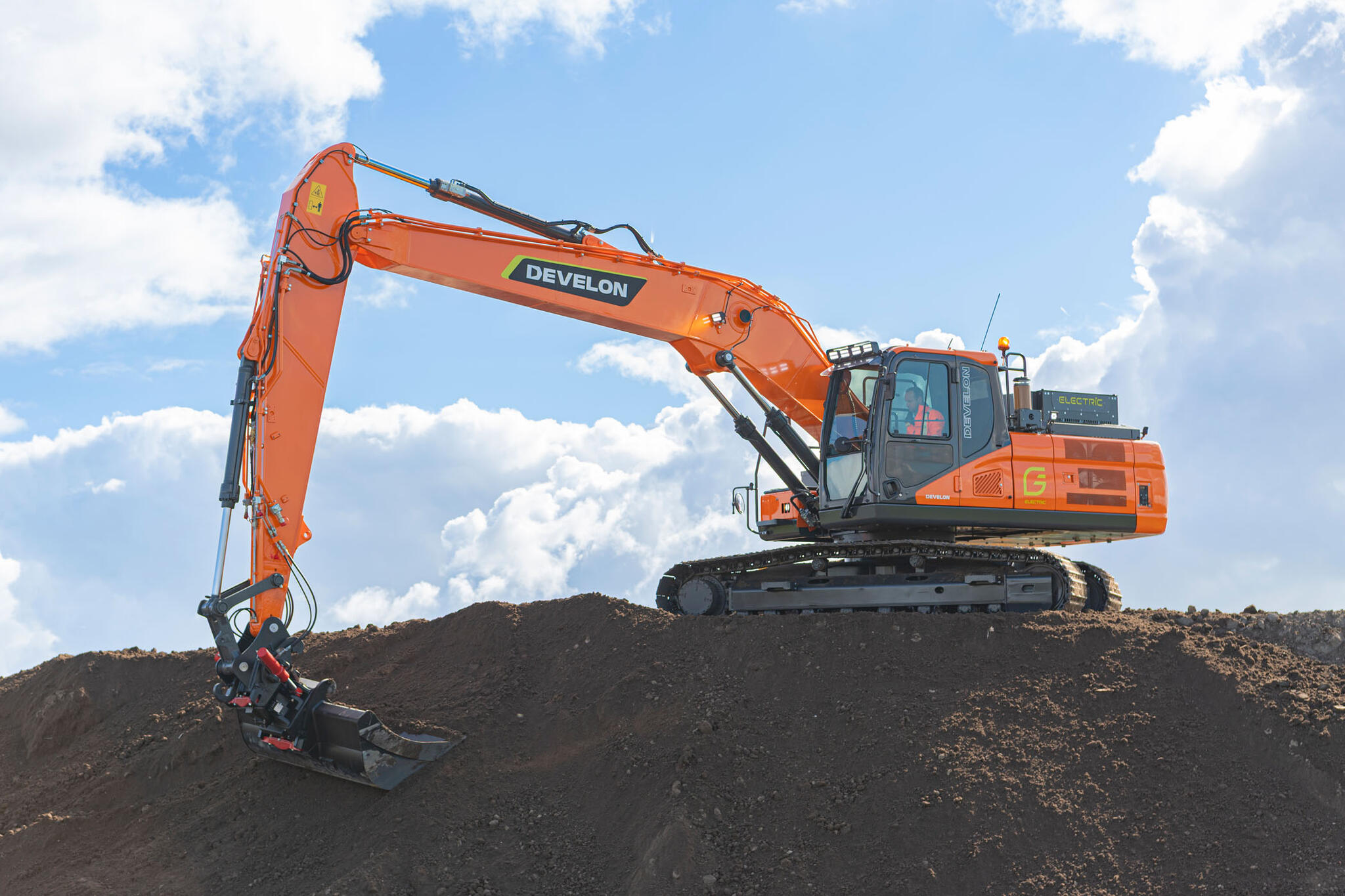 Develon_DX250LCE-7