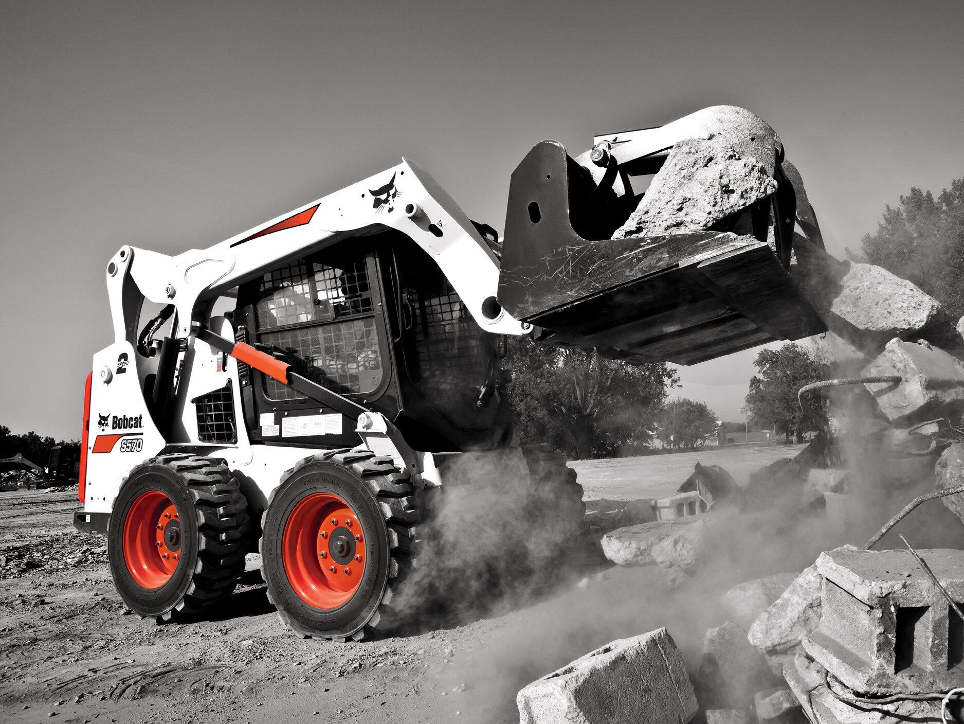 Doosan Bobcat věnuje stroje za 1 milion USD do Turecka