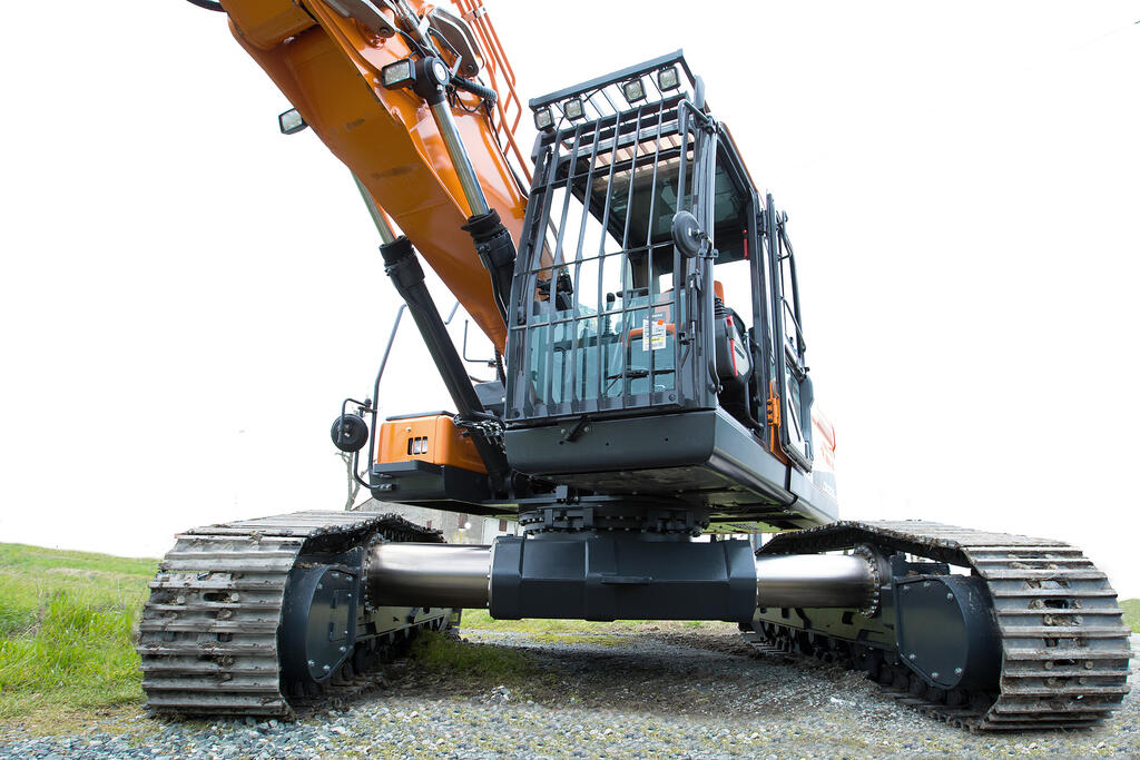 Demoliční rypadlo Doosan DX 235DM