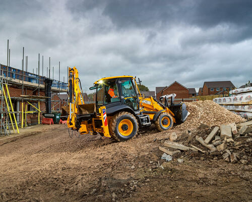 Nový rypadlonakladač JCB  3CX