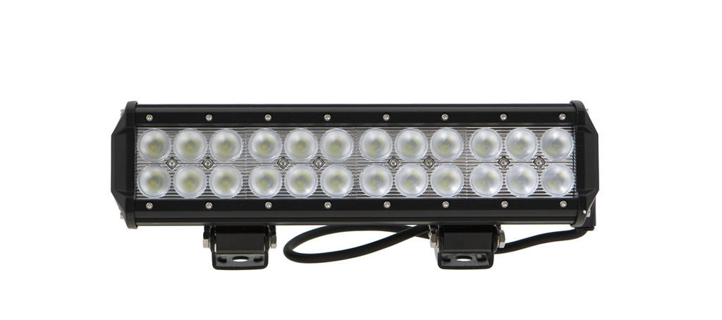 LED přídavná světla dělají z noci den