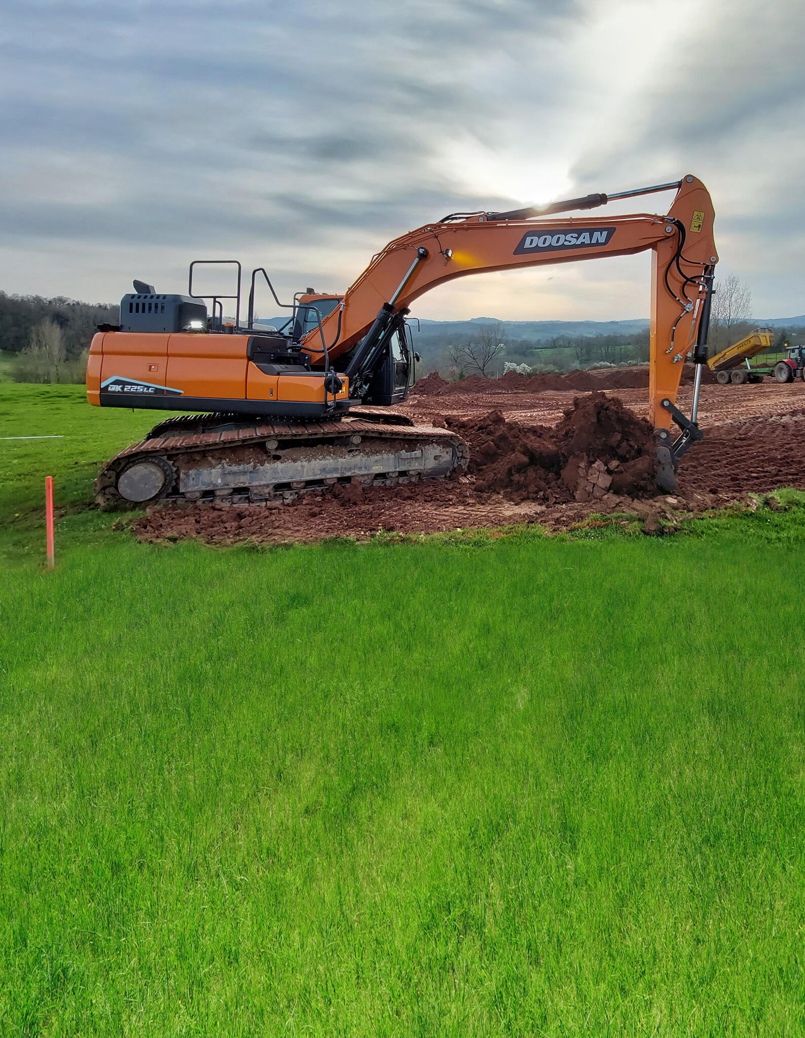 06. Doosan DX225LC-7X