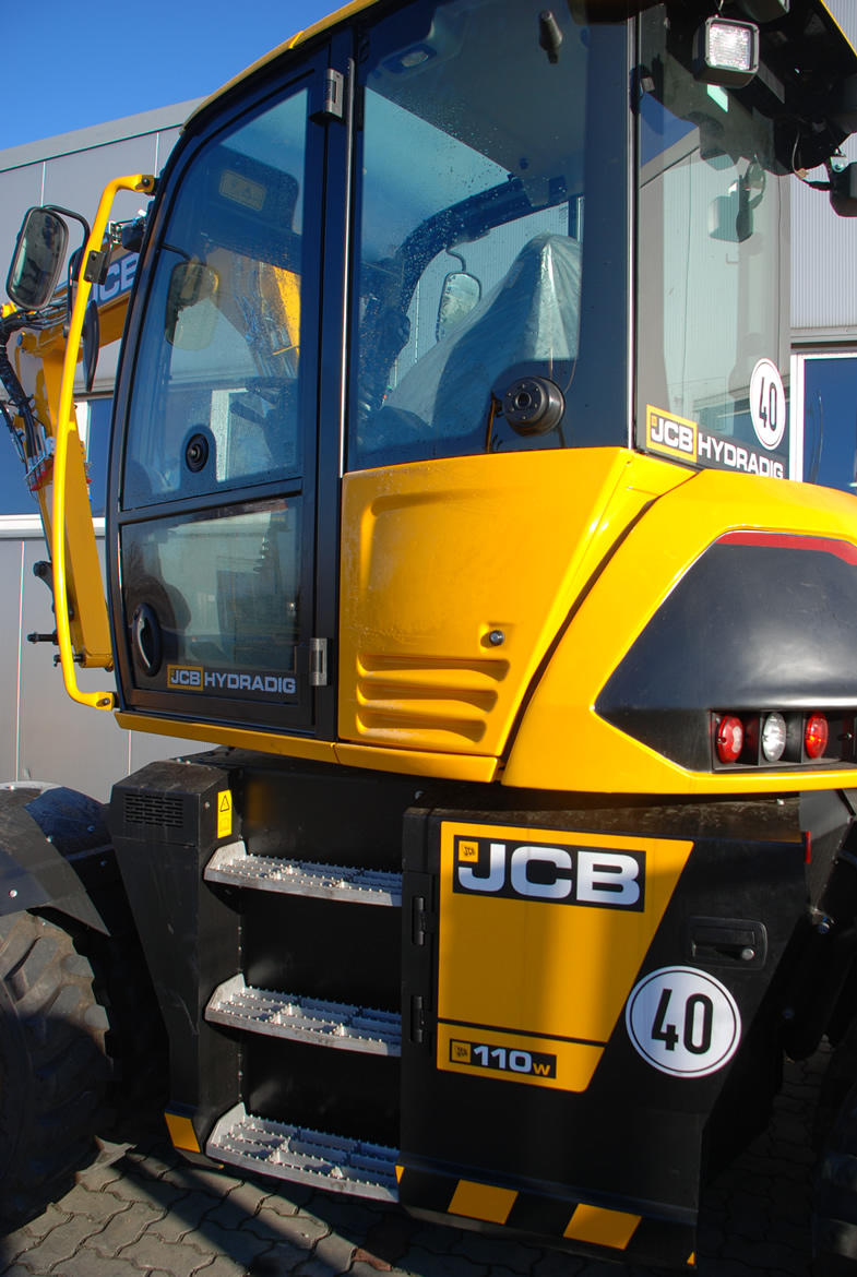 JCB Hydradig JS110W