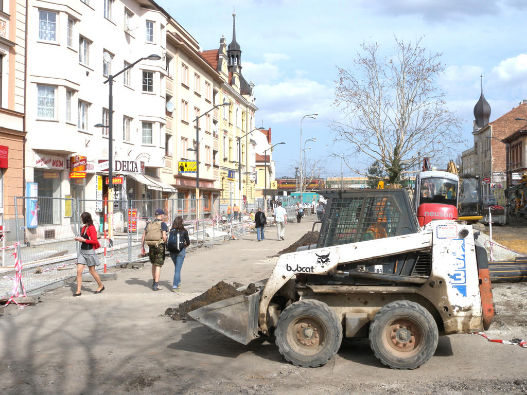 Stavebním firmám chybí od státu hlavně lepší vymahatelnost práva